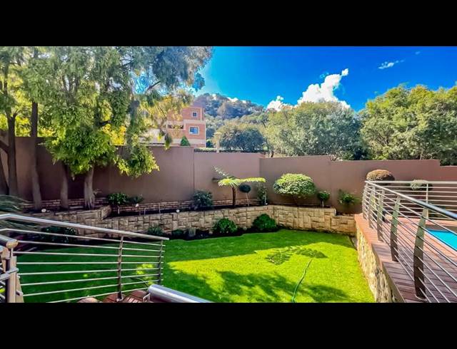 4 BEDROOM HOUSE FOR SALE IN MEYERSDAL ESTATE